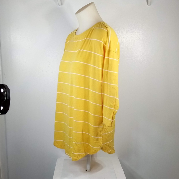 Just Be Women's Top - Picture 5 of 9